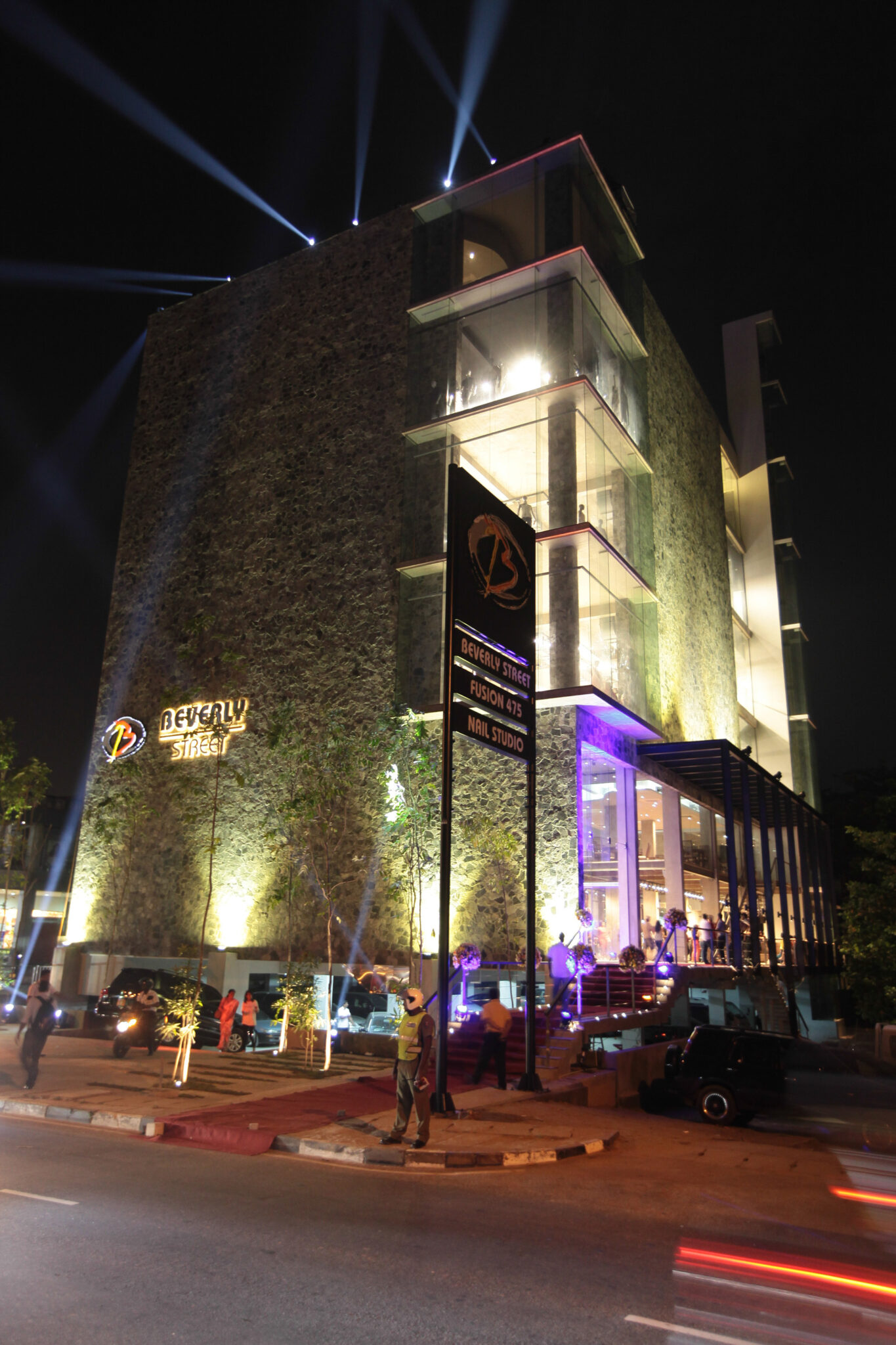 BEVERLEY STREET - RAJAGIRIYA